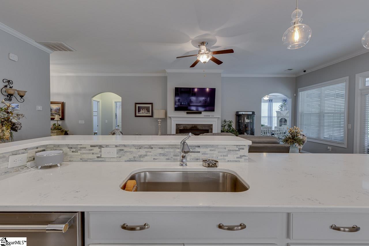 244 Crestgate Way Easley, SC 29642 - Photo 18 of 38