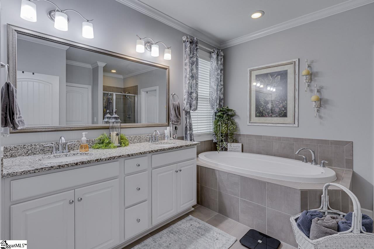 244 Crestgate Way Easley, SC 29642 - Photo 24 of 38