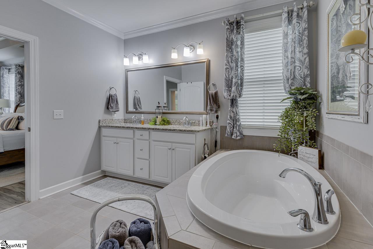 244 Crestgate Way Easley, SC 29642 - Photo 25 of 38