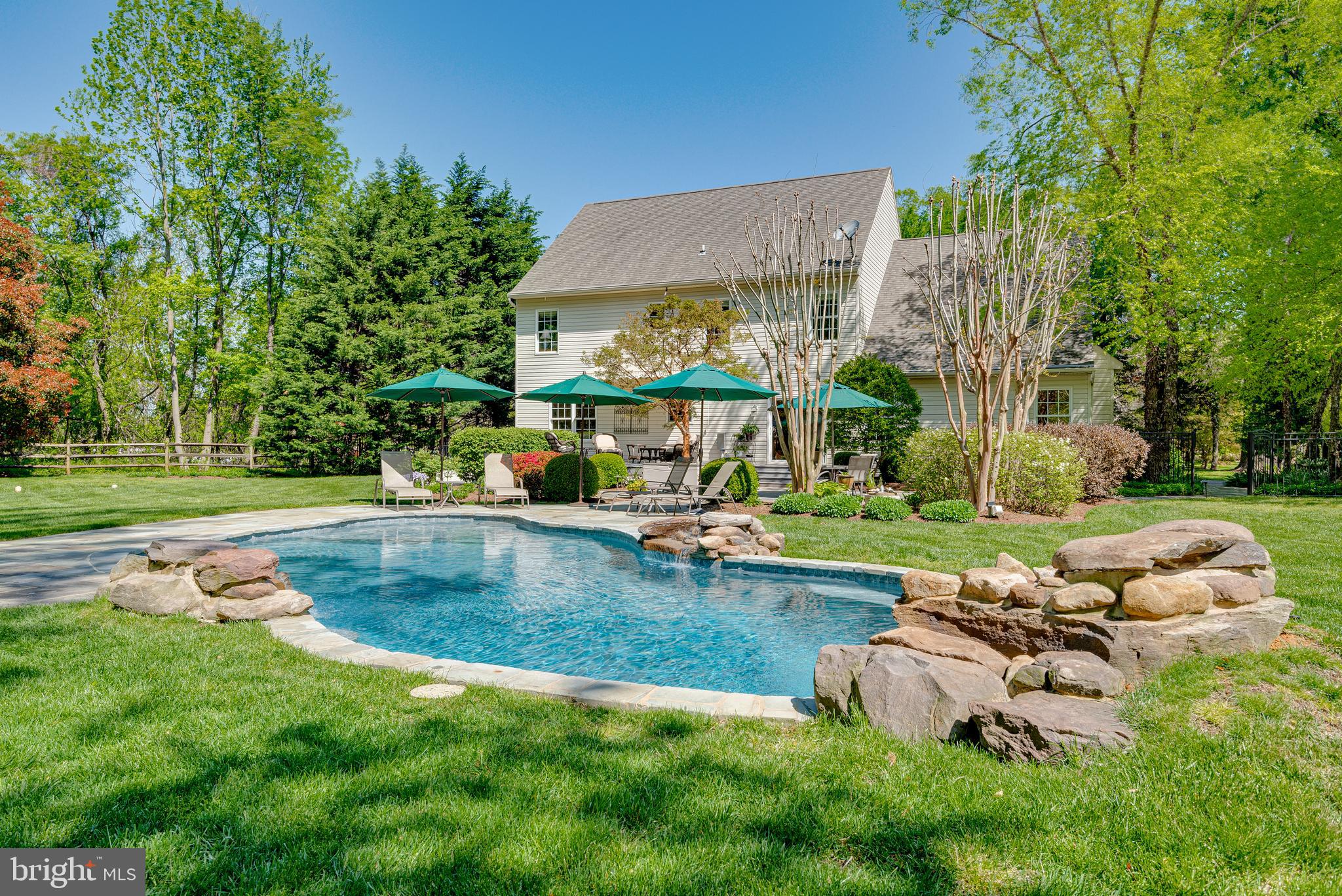 211 Old Mill Bottom Road South Annapolis, MD 21409 - Photo 10 of 68 Gallery Image 10