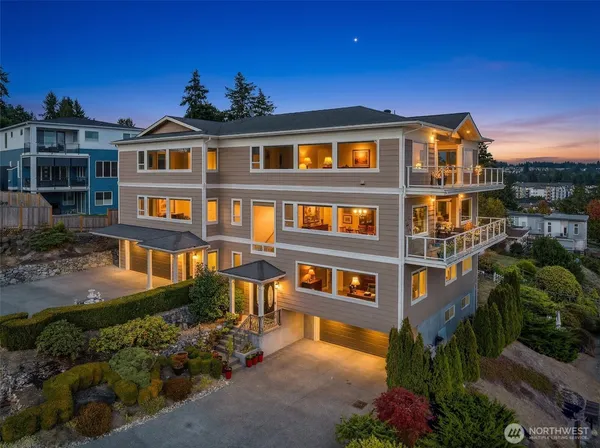 an aerial view of multiple house
