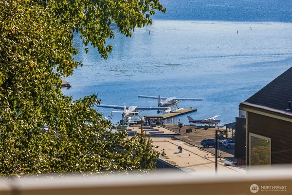 $3,970,000 | 6404 Northeast 181st Street, Unit A&B, Kenmore, WA 98028