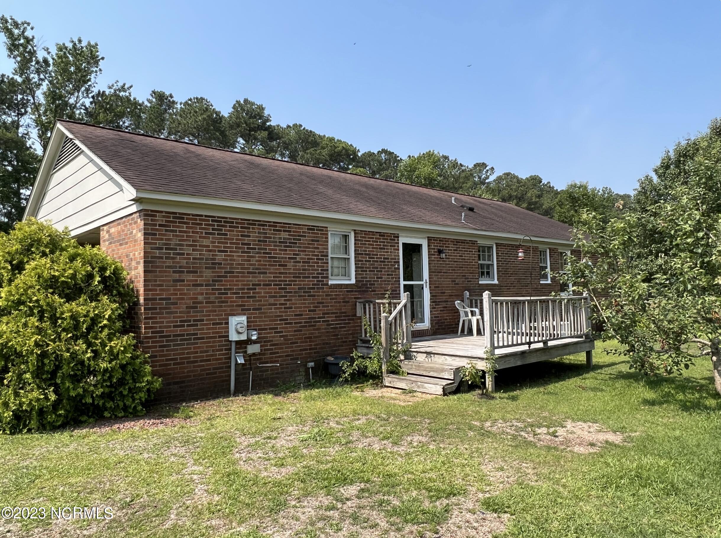 268 Old Drag Strip Road Clinton, NC 28328 - Photo 14 of 22 Rear of House