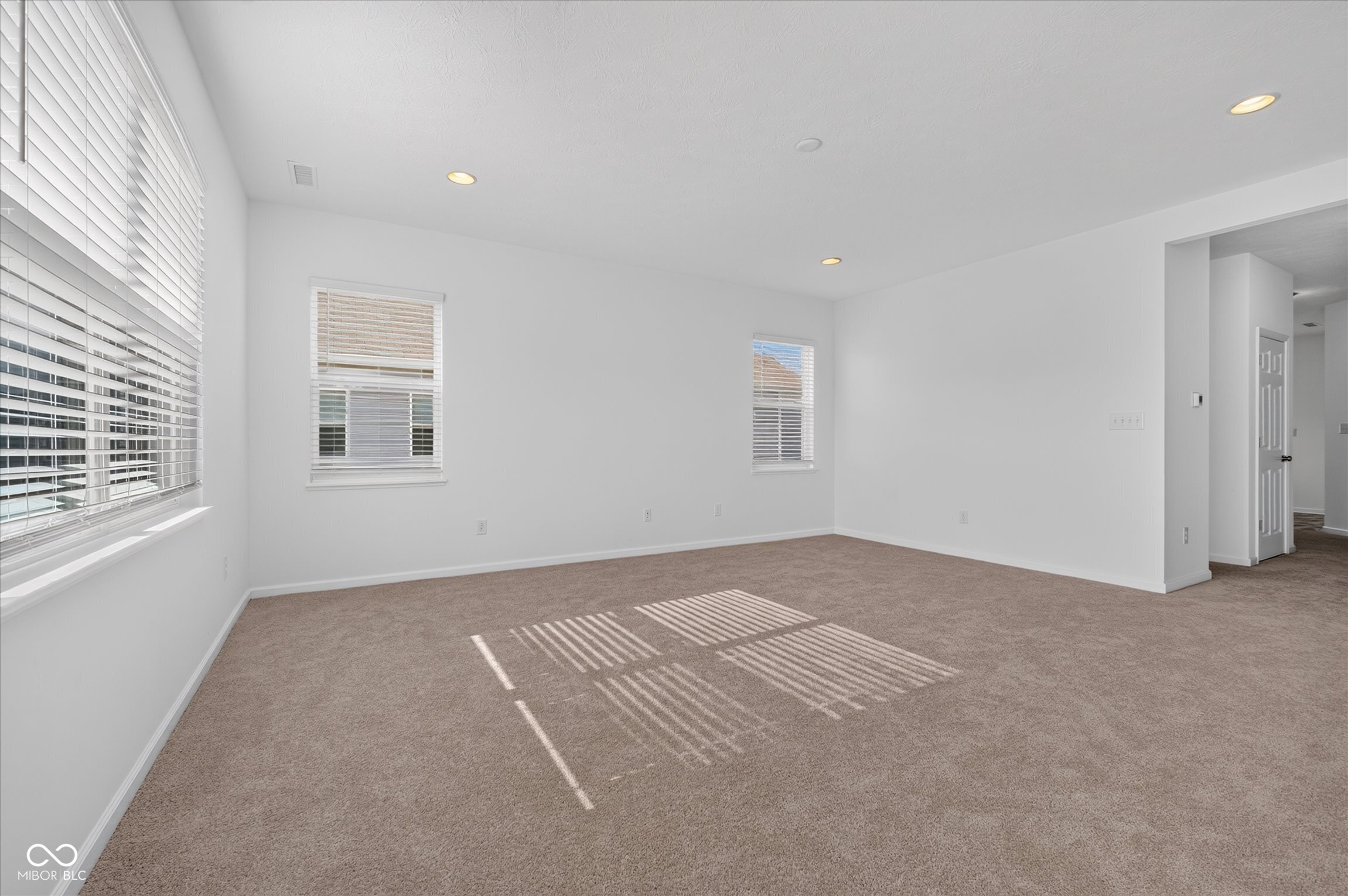 5115 Triple Crown Way Indianapolis, IN 46237 - Photo 12 of 58