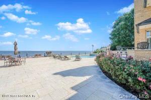 50 Wakefield Staten Island, NY 10312 - Photo 41 of 48 a view of a terrace with sitting space