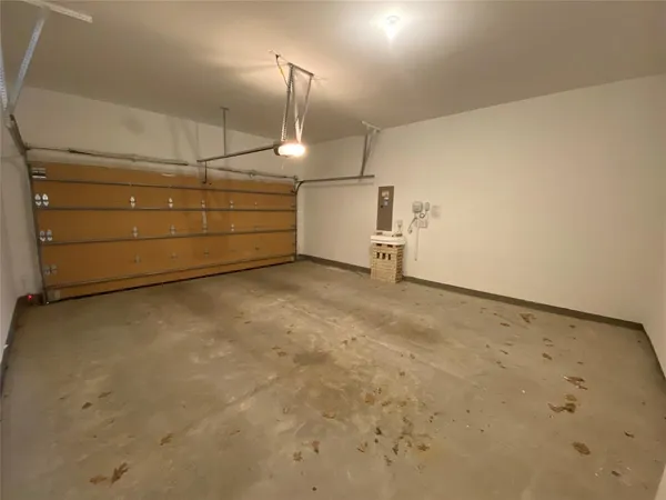 $458,000 | 318 Julia Lane, Euless, TX 76040
