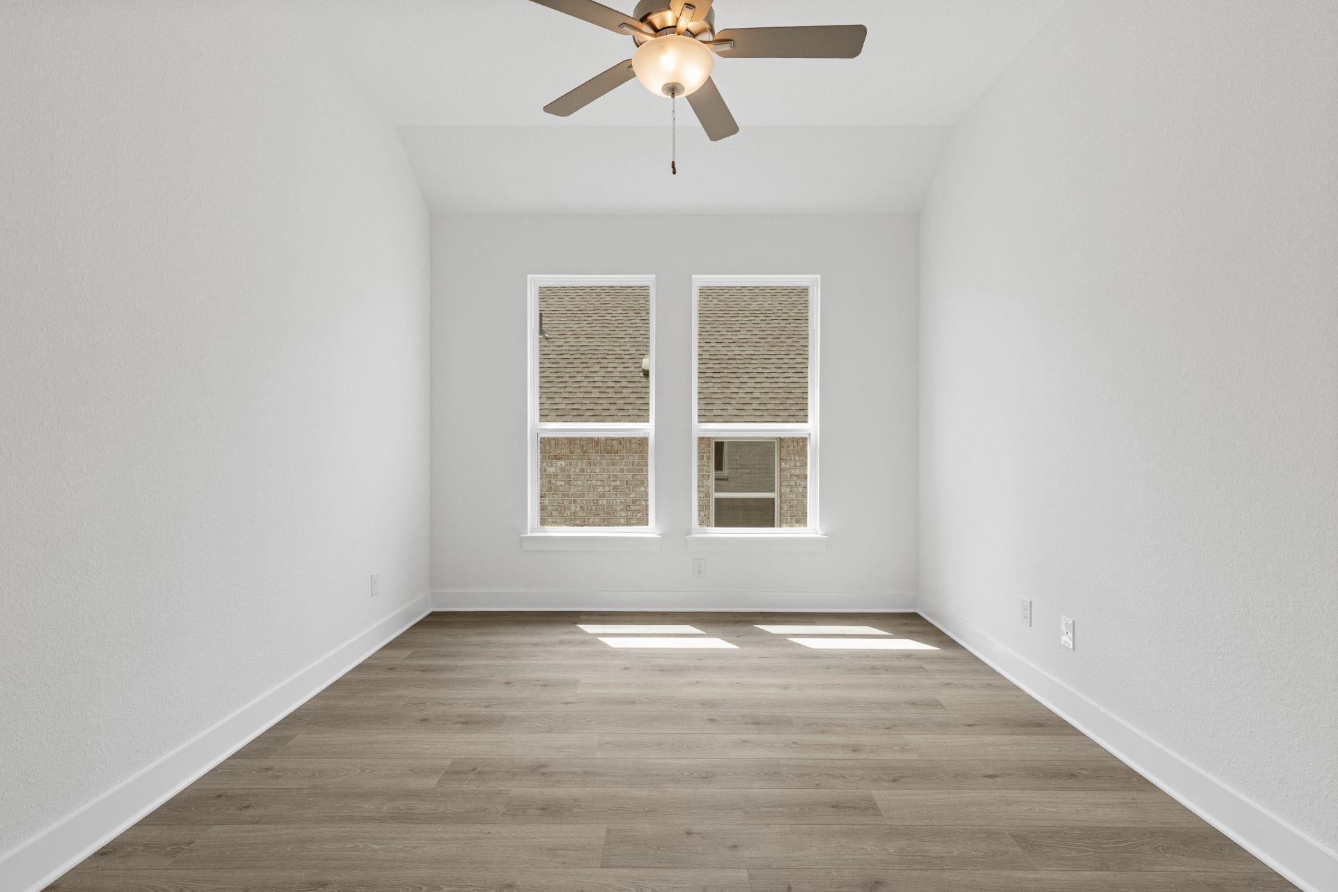 1405 Blue Moon Drive Georgetown, TX 78628 - Photo 6 of 33 Study