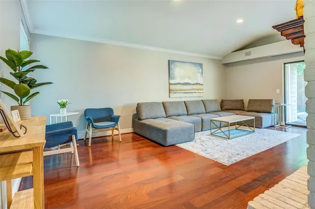 $4,500 | 6009 Black Berry Lane, Dallas, TX 75248