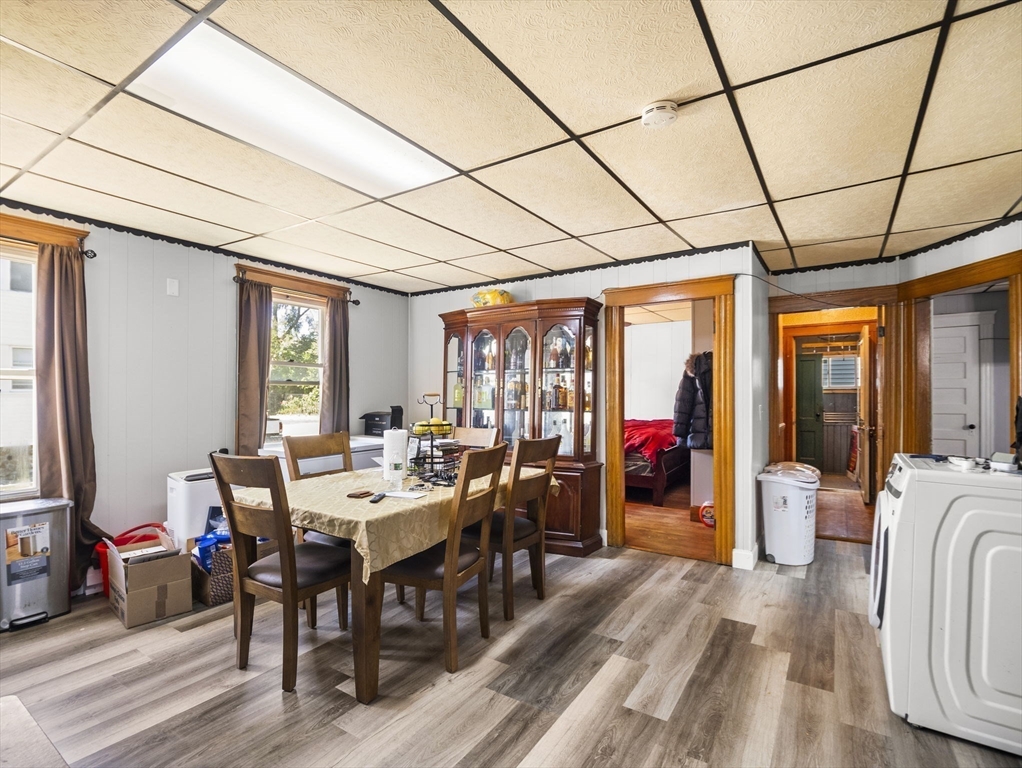 8 Douglas Street Worcester, MA 01603 - Photo 29 of 42
