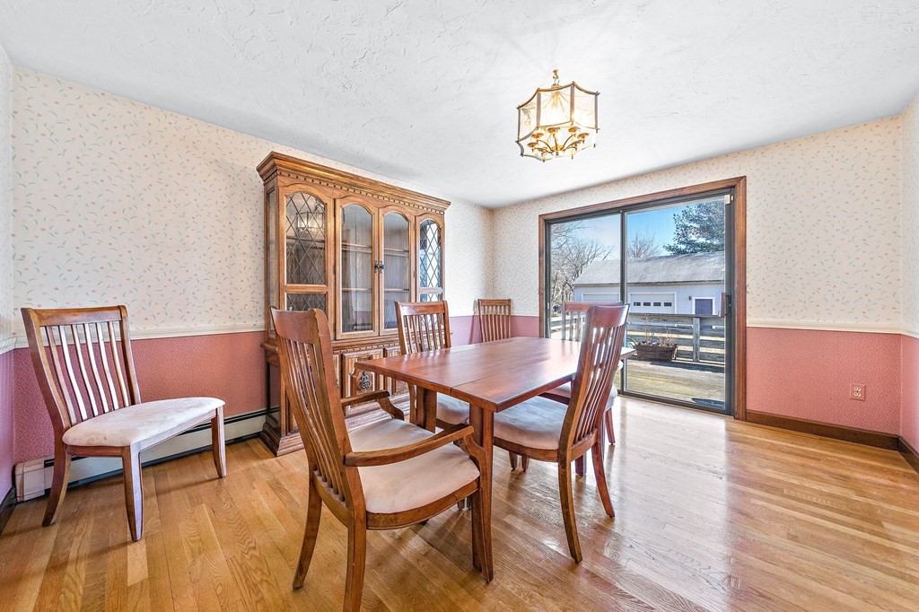 26 Inman Road Weymouth, MA 02188 - Photo 8 of 27 Gallery Image 8
