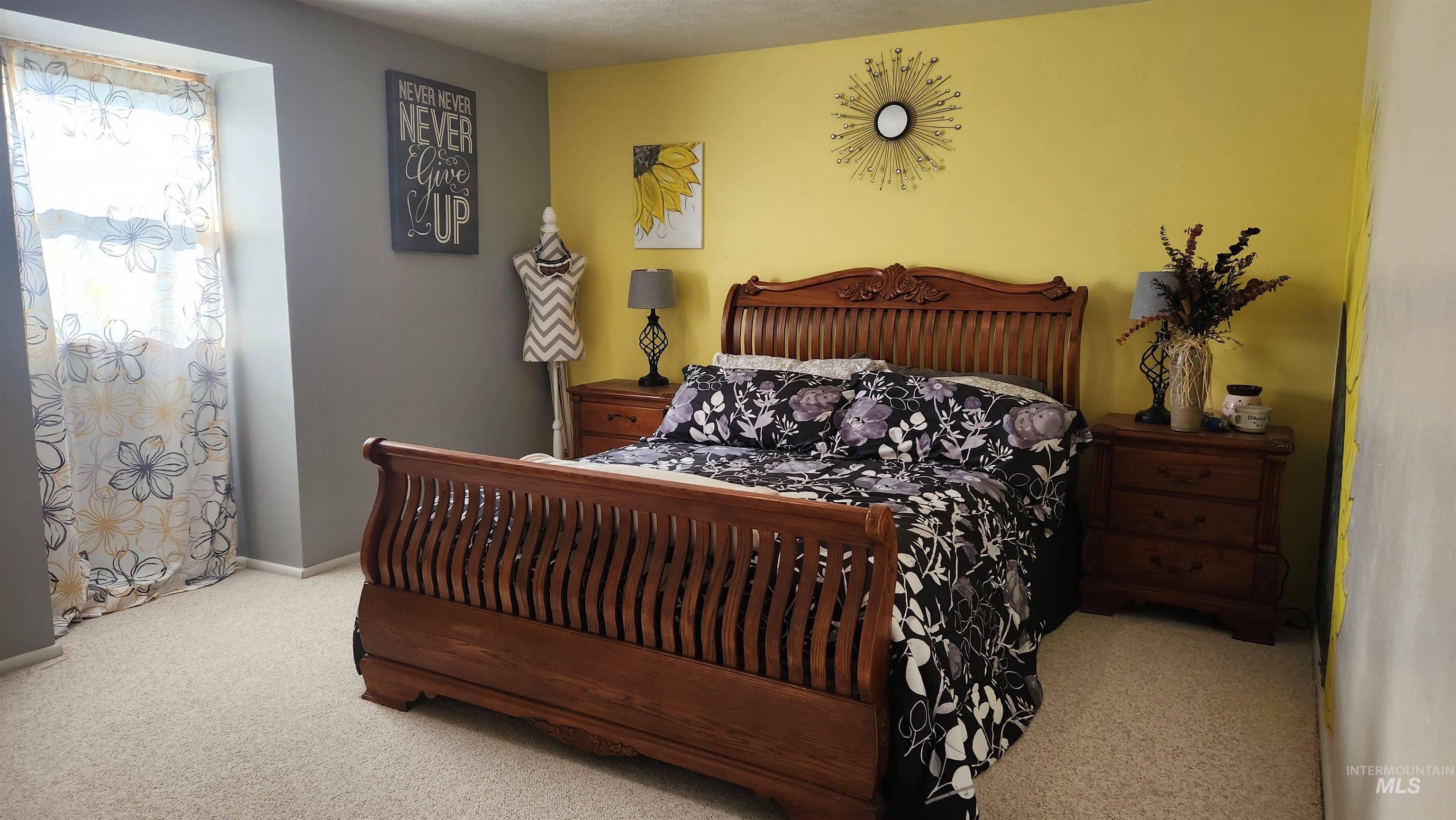 288 South 123 West Burley, ID 83318 - Photo 22 of 36 Bedroom featuring light colored carpet