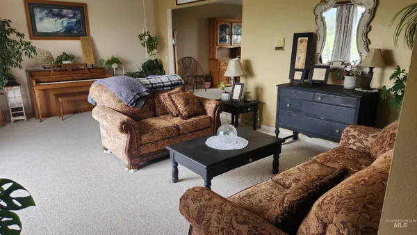 $679,900 | 288 South 123 West, Burley, ID 83318