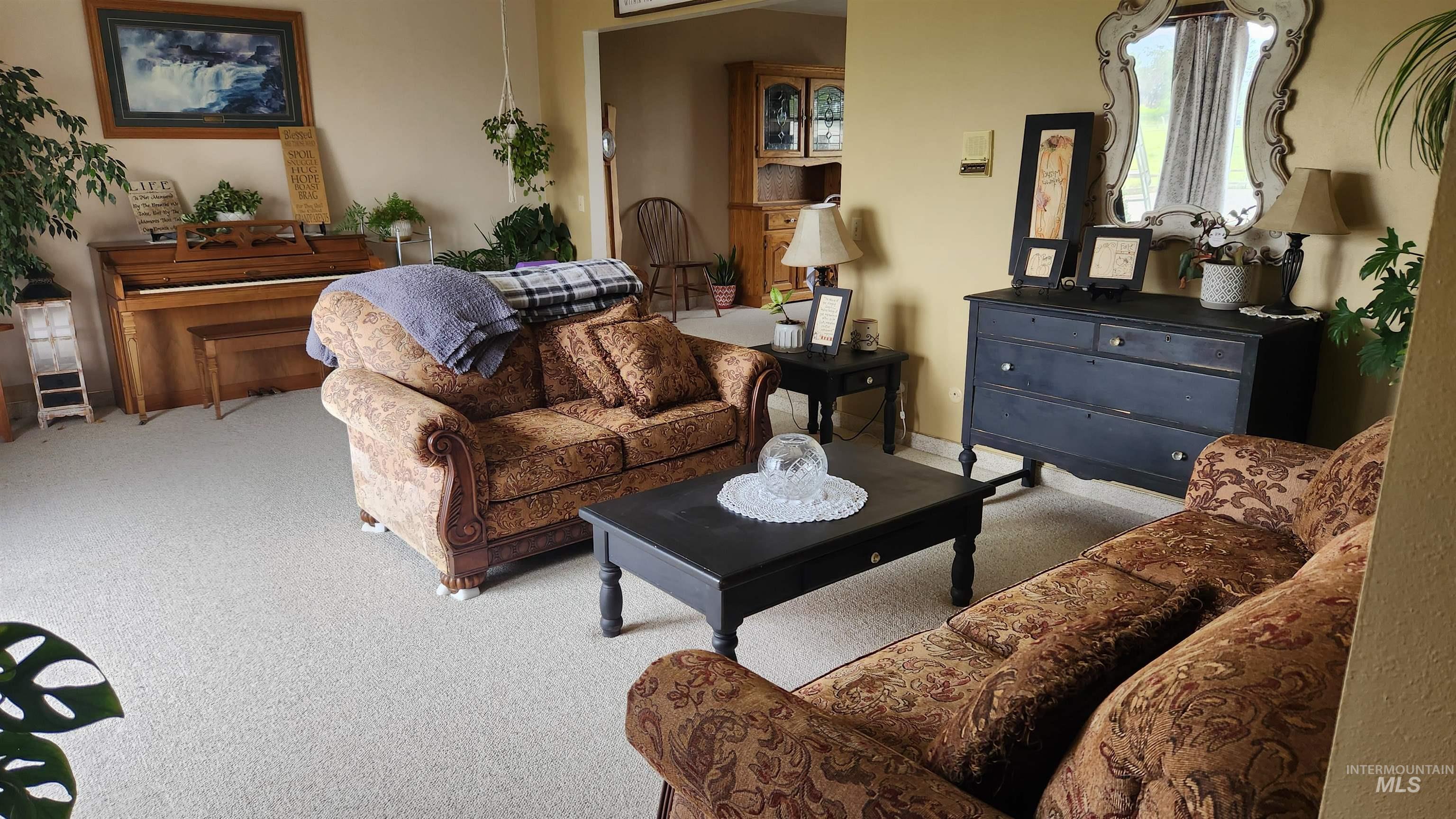 288 South 123 West Burley, ID 83318 - Photo 6 of 36 Formal Sunken Living Room.