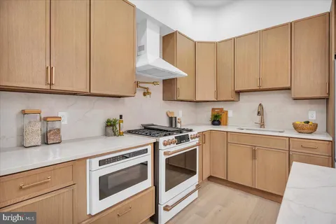 $799,000 | 1126 Mifflin Street, Philadelphia, PA 19148