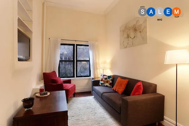 $585,000 | 134 West 82nd Street, Unit 2C | Upper West Side