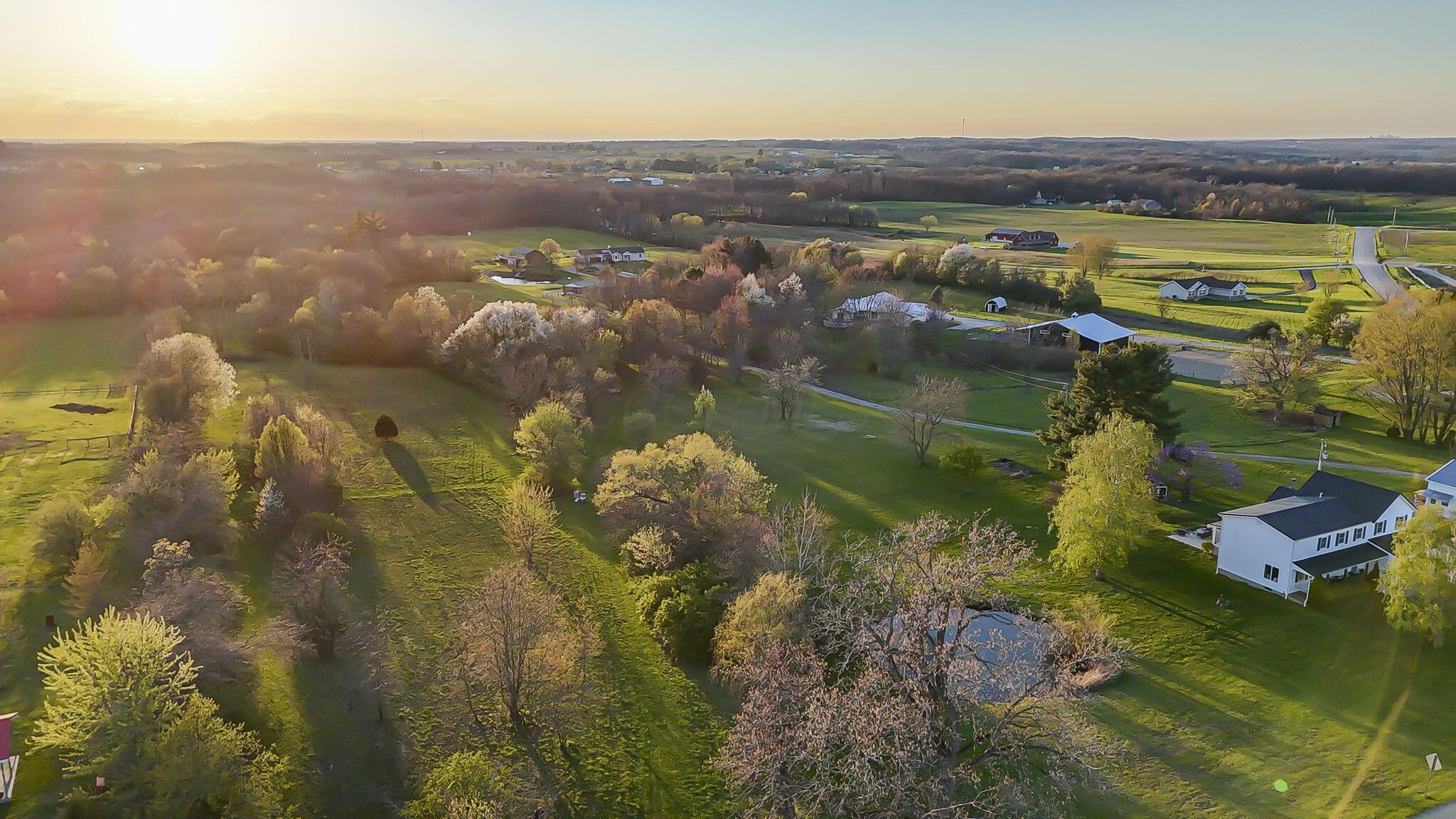 6164 Heigle Road Southwest Amanda, OH 43102 - Photo 39 of 43 42-web-or-mls-DJI_20260406193501_0175_D