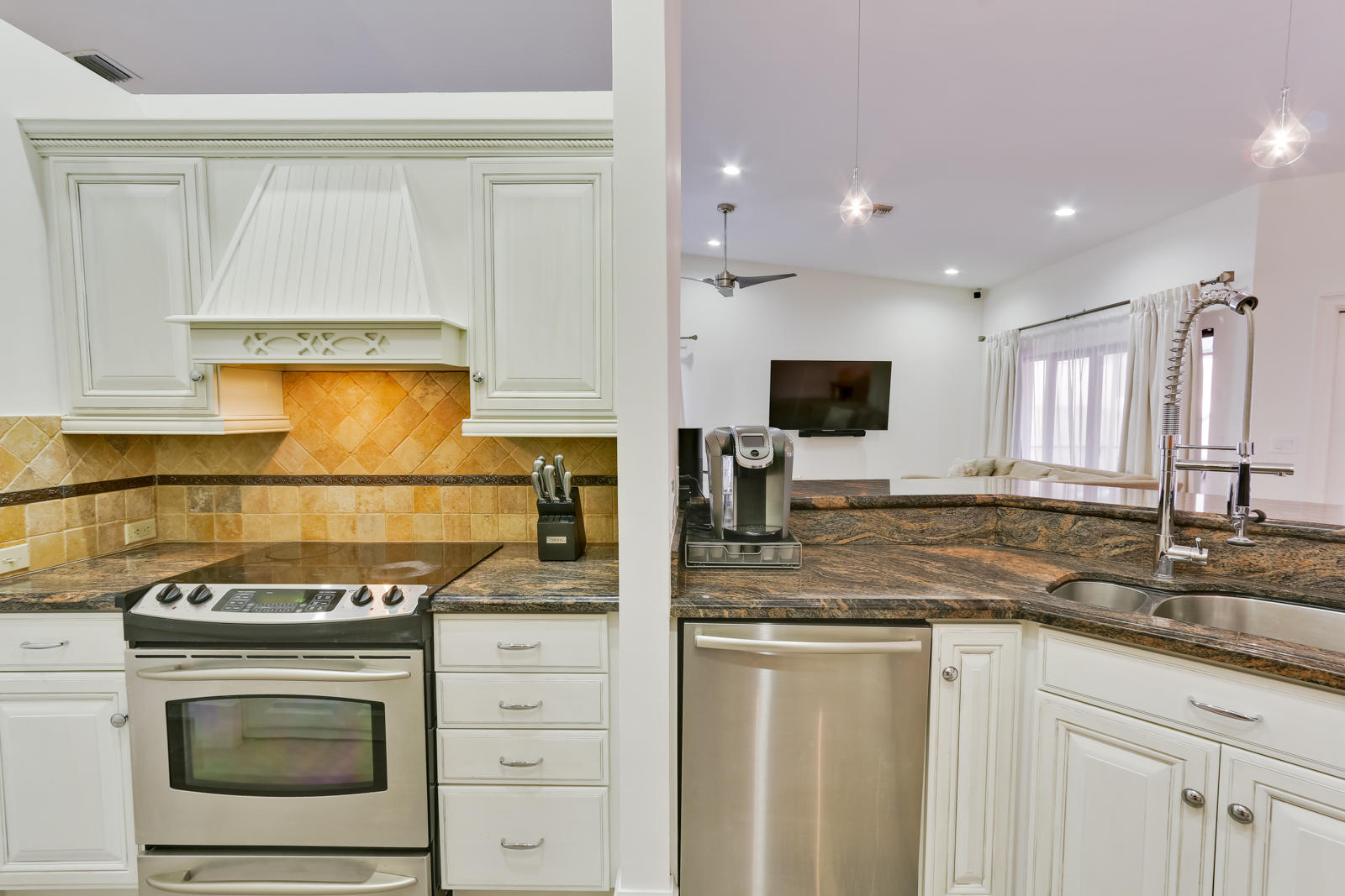 22761 Marbella Circle Boca Raton, FL 33433 - Photo 14 of 26 22761 Marbella Circle (20)