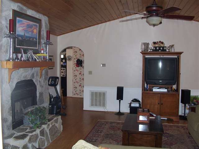 767 Brick House Road Laurens, SC 29360 - Photo 4 of 21