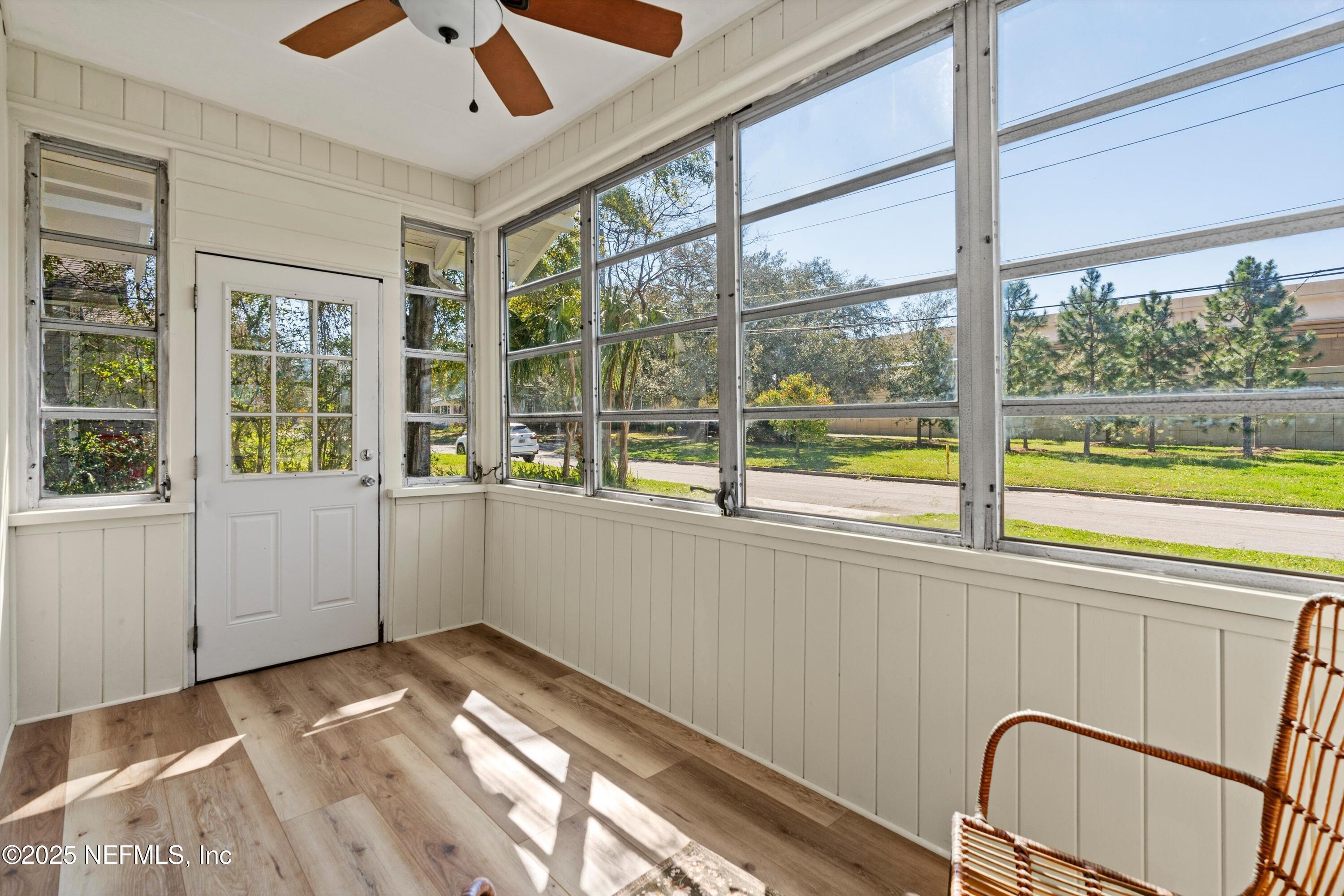 2025 Southampton Road Jacksonville, FL 32207 - Photo 4 of 32 Sun Room