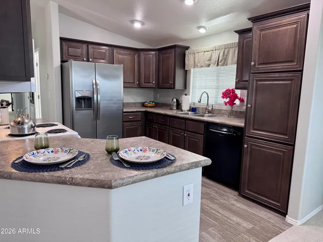 $124,900 | 19802 North 32nd Street, Unit 76, Phoenix, AZ 85050