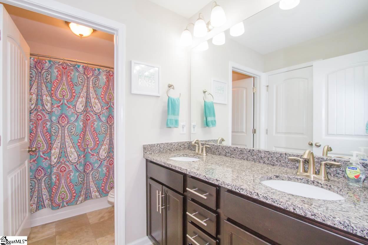 214 Wildflower Road Easley, SC 29642 - Photo 29 of 36