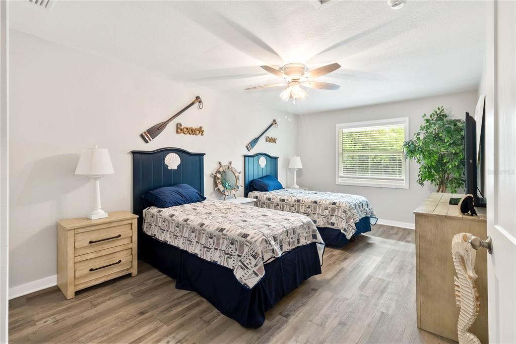 526 Conrad Road Venice, FL 34293 - Photo 22 of 27