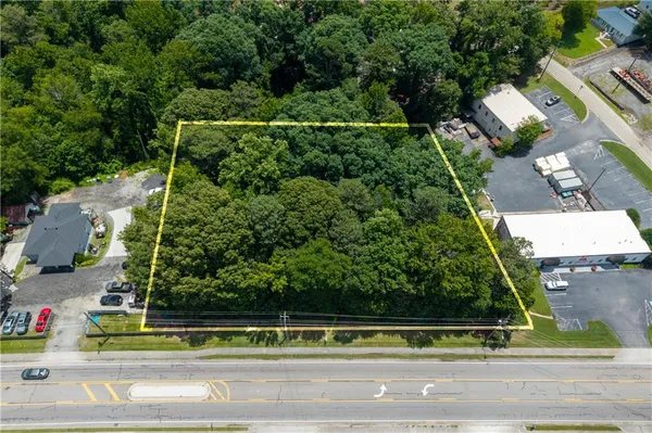 $375,000 | 5557 Oakdale Road Southeast, Mableton, GA 30126