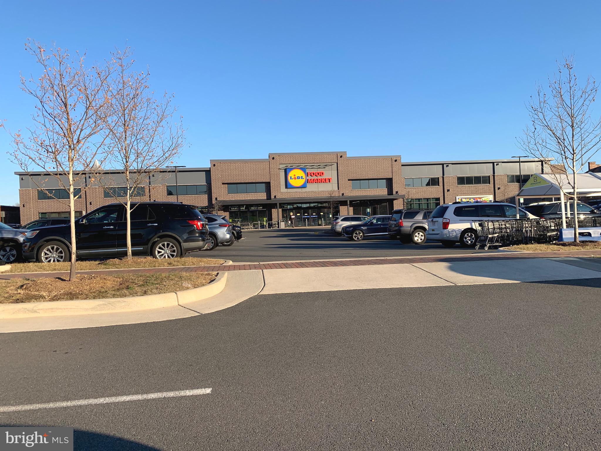 8970 Fascination Court, Unit 111 Lorton, VA 22079 - Photo 57 of 60 Shopping