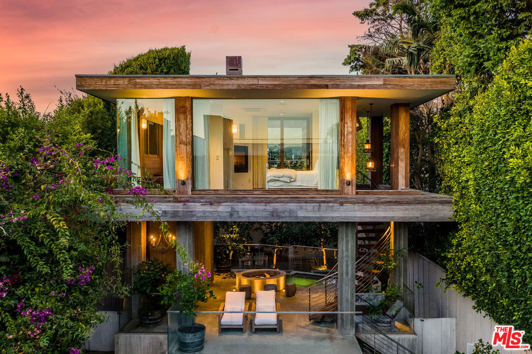 23445 Malibu Colony Road Malibu, CA 90265 - Photo 3 of 28