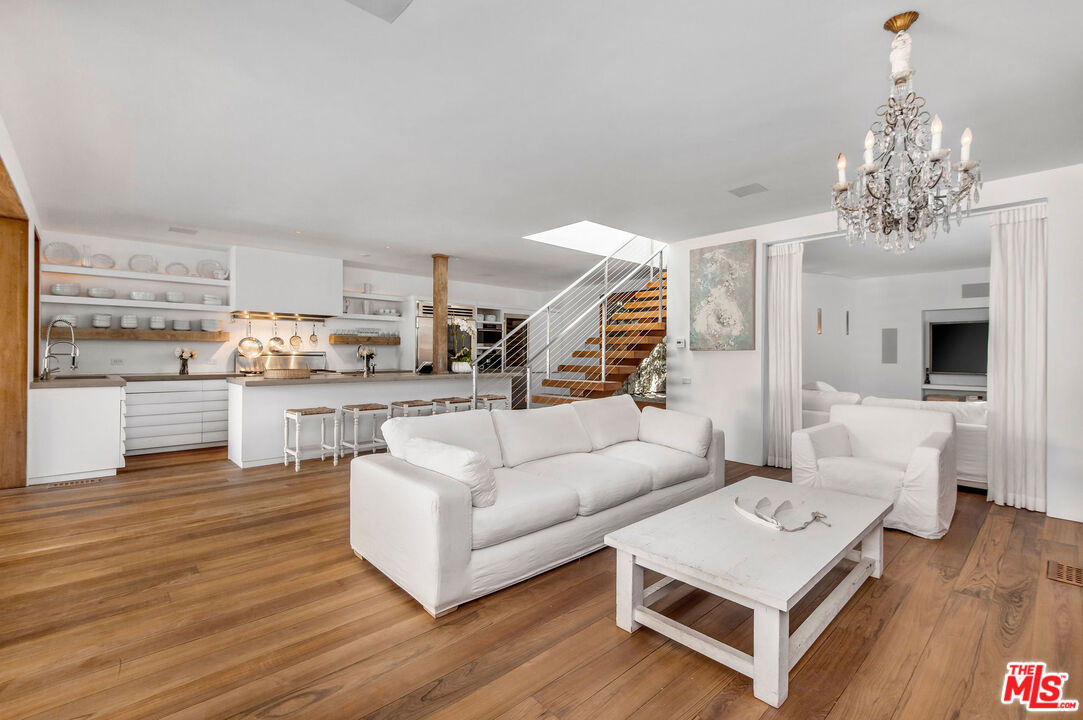 23445 Malibu Colony Road Malibu, CA 90265 - Photo 8 of 28