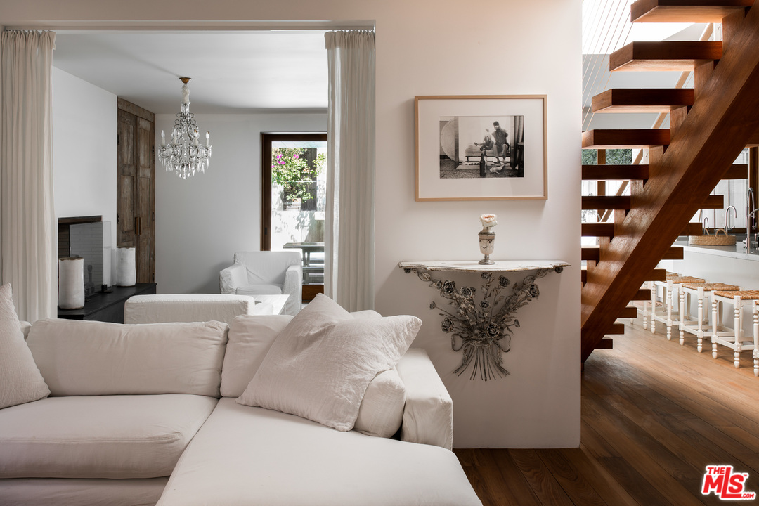 23445 Malibu Colony Road Malibu, CA 90265 - Photo 9 of 28