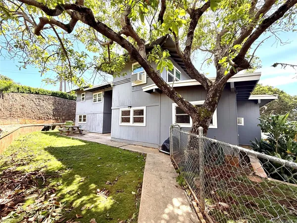 $3,500 | 1469 Alewa Drive, Honolulu, HI 96817