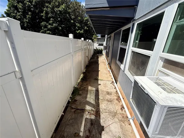 $3,500 | 1469 Alewa Drive, Honolulu, HI 96817