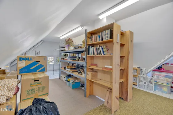 $899,999 | 308 Pearl Avenue East, Big Stone Gap, VA 24219