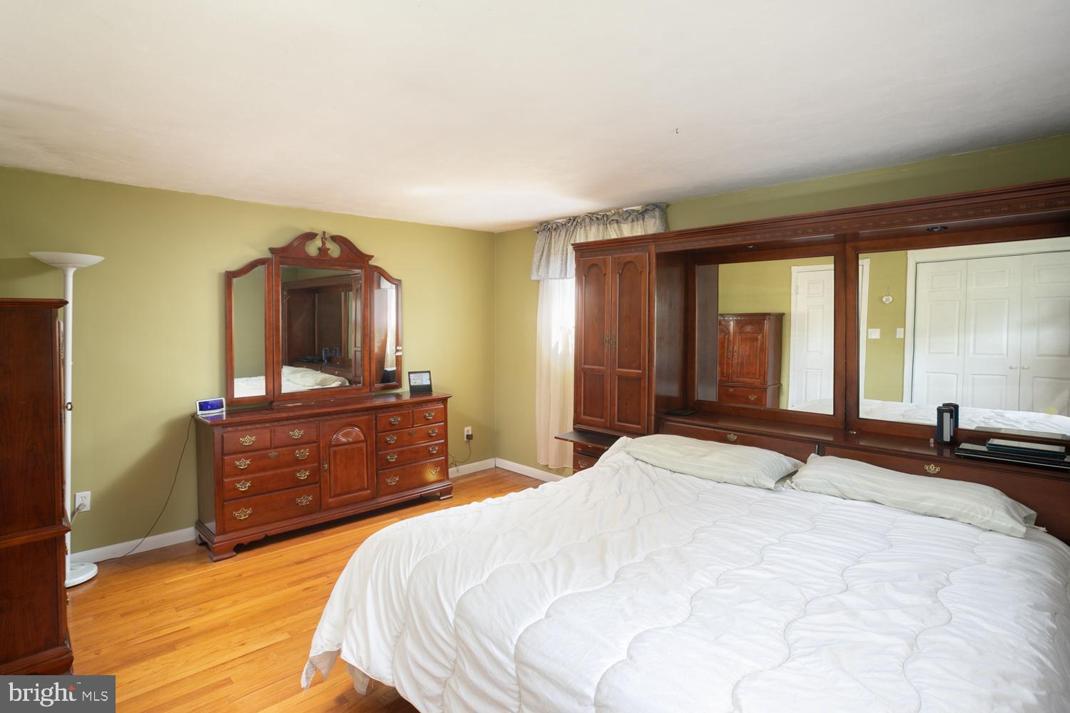 146 Bull Run Road Trenton, NJ 08638 - Photo 12 of 25 Gallery Image 12