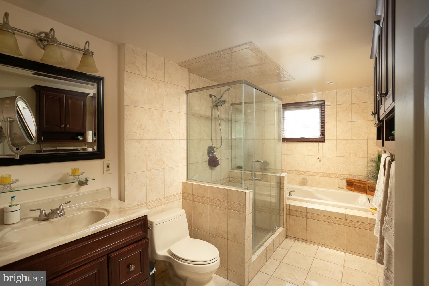 146 Bull Run Road Trenton, NJ 08638 - Photo 13 of 25 Gallery Image 13