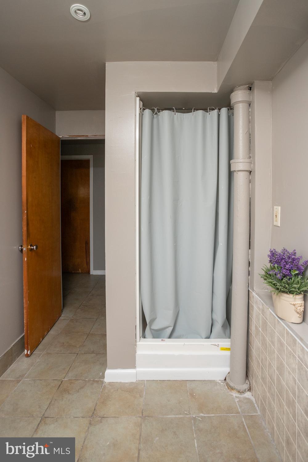 146 Bull Run Road Trenton, NJ 08638 - Photo 19 of 25 Gallery Image 19