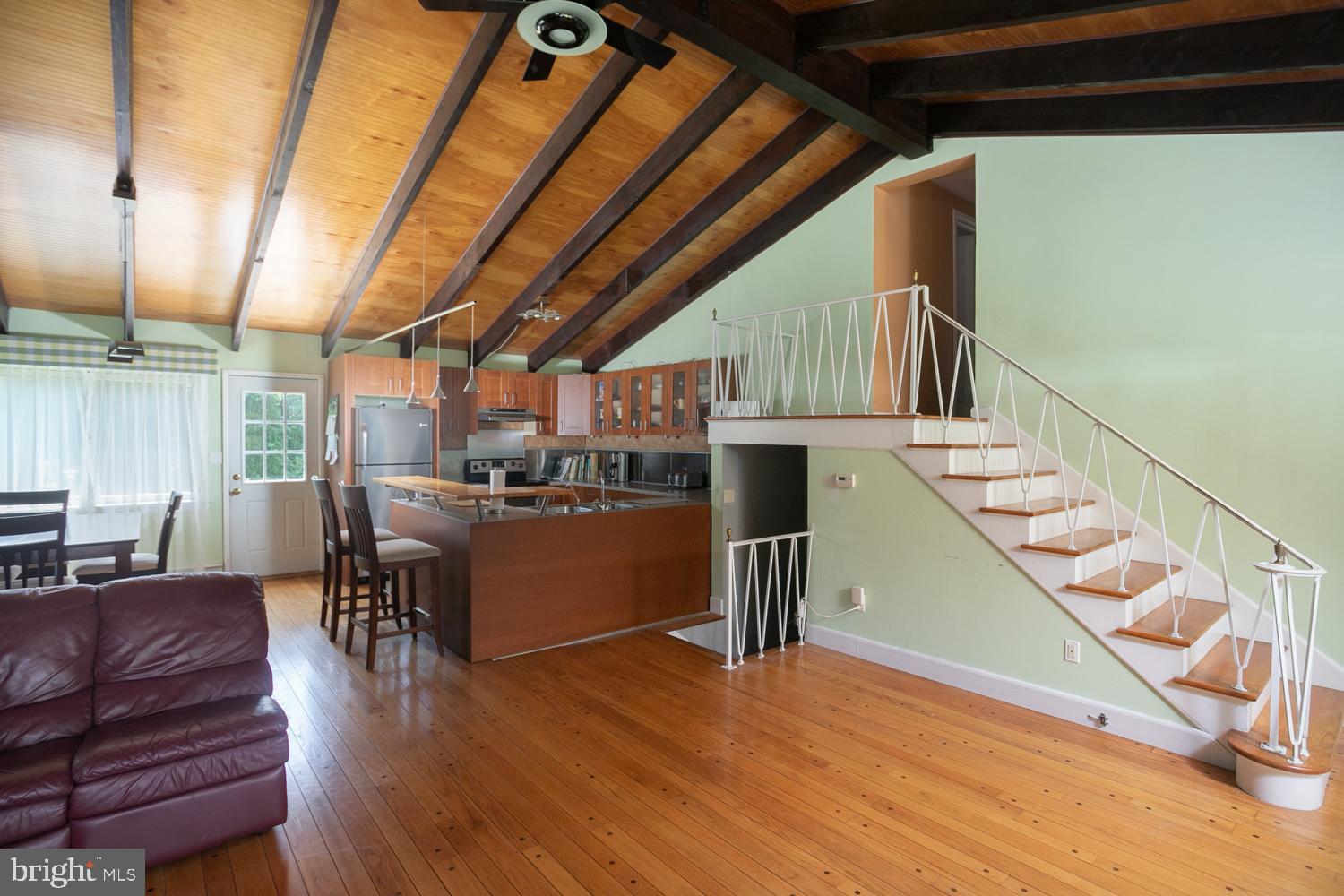 146 Bull Run Road Trenton, NJ 08638 - Photo 4 of 25 Gallery Image 4