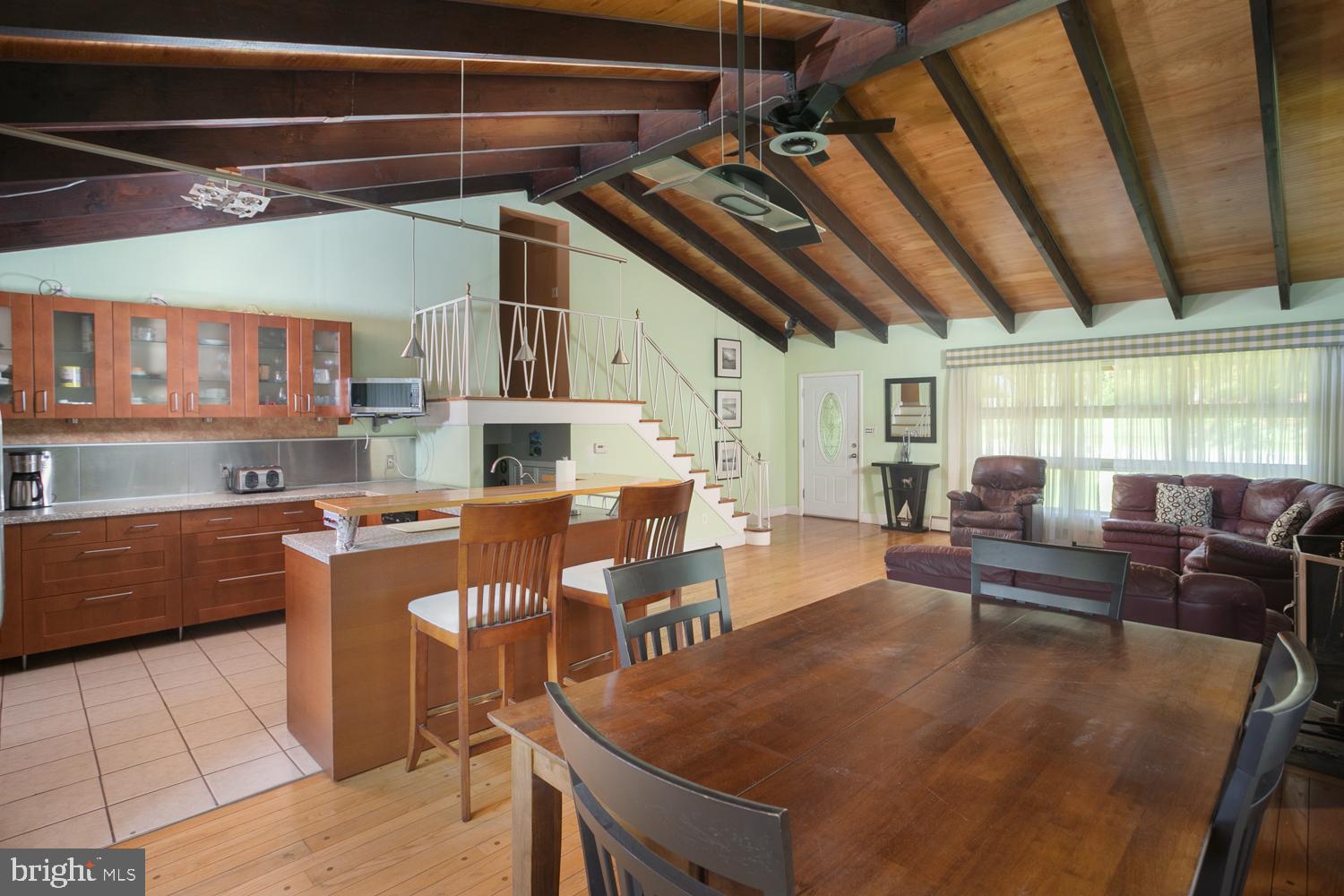 146 Bull Run Road Trenton, NJ 08638 - Photo 8 of 25 Gallery Image 8