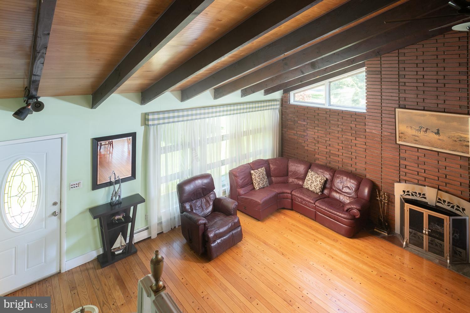 146 Bull Run Road Trenton, NJ 08638 - Photo 9 of 25 Gallery Image 9
