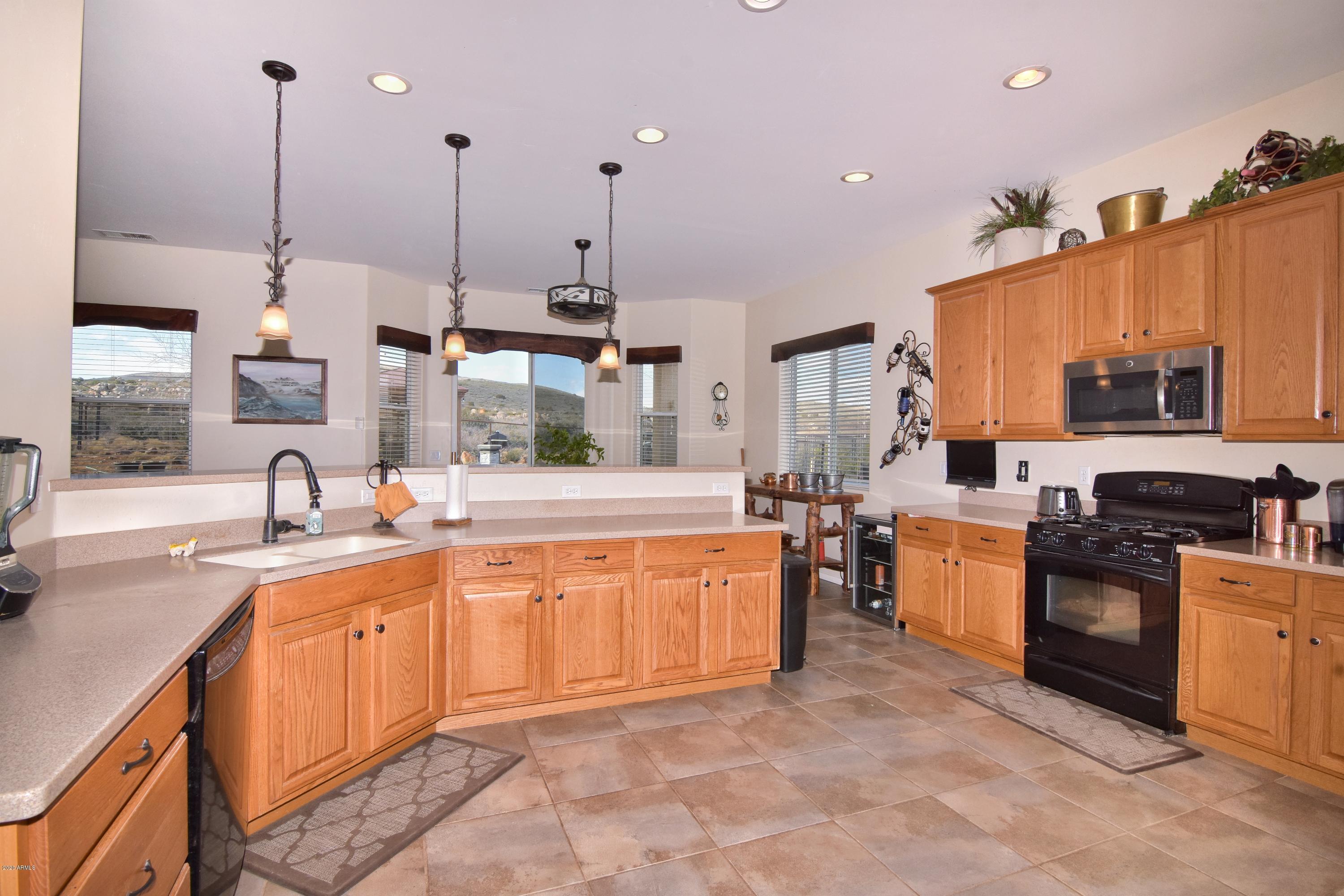 1600 South Perdita Road Dewey, AZ 86327 - Photo 16 of 55 16Kitchen View upon Entrance