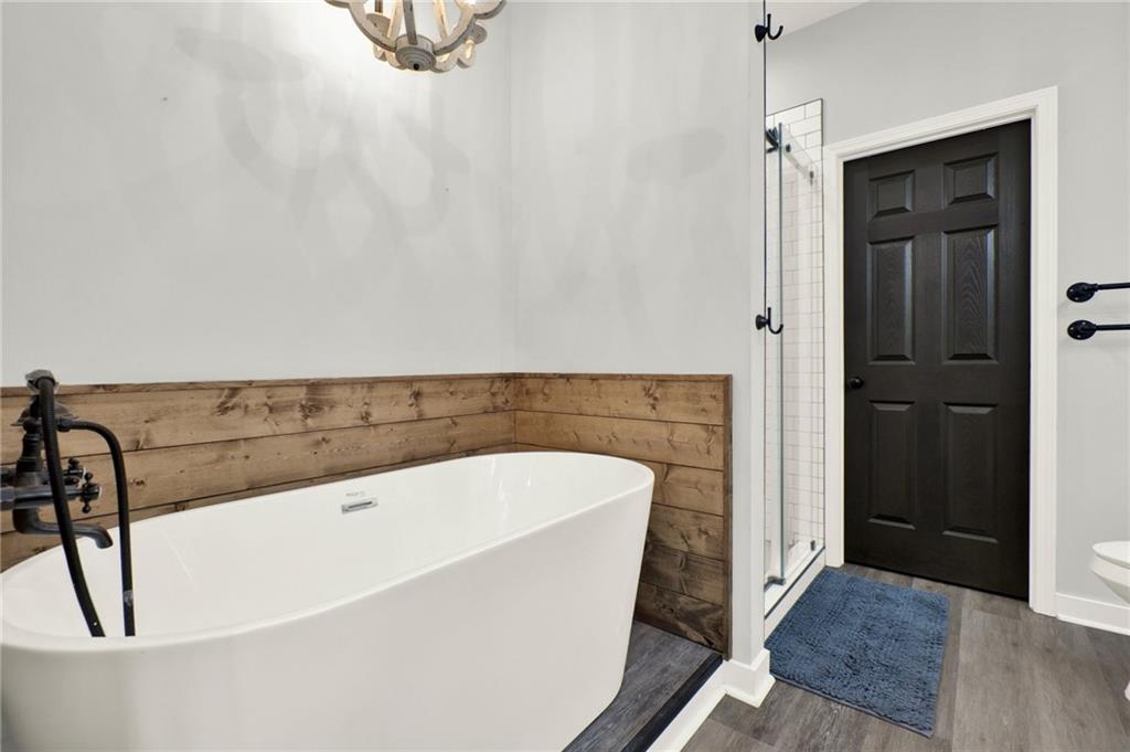 92 Autumn Path Rockmart, GA 30153 - Photo 22 of 44 a bathroom with a bathtub