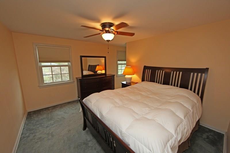 9467 North Florence Road Pittsburgh, PA 15237 - Photo 16 of 22 Bedroom 4 with Two Windows