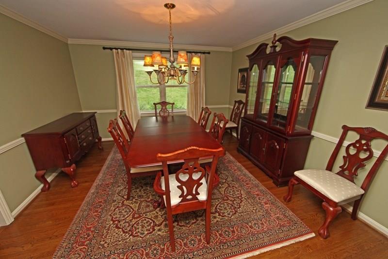 9467 North Florence Road Pittsburgh, PA 15237 - Photo 6 of 22 Diningroom with Hardwood Floors, Crown Molding & a Chair Rail.... This Room is Large enough to fit ALL your furniture.