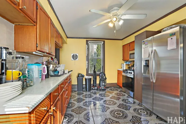 $169,999 | 408 Besley Place, Waukegan, IL 60085