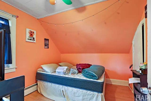 $169,999 | 408 Besley Place, Waukegan, IL 60085