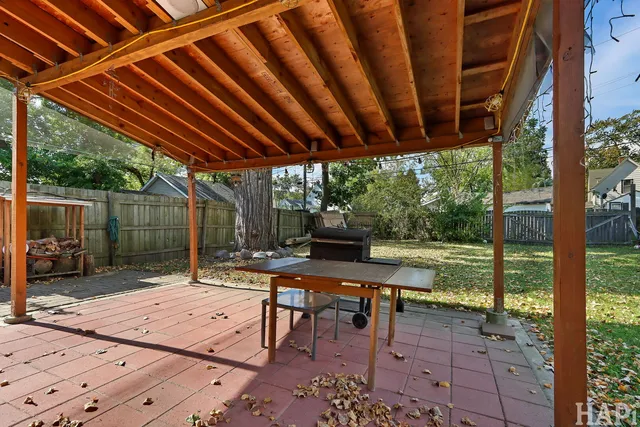 $169,999 | 408 Besley Place, Waukegan, IL 60085