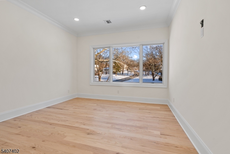 17 Penwood Road Livingston, NJ 07039 - Photo 12 of 34