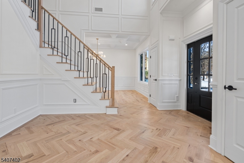 17 Penwood Road Livingston, NJ 07039 - Photo 2 of 34