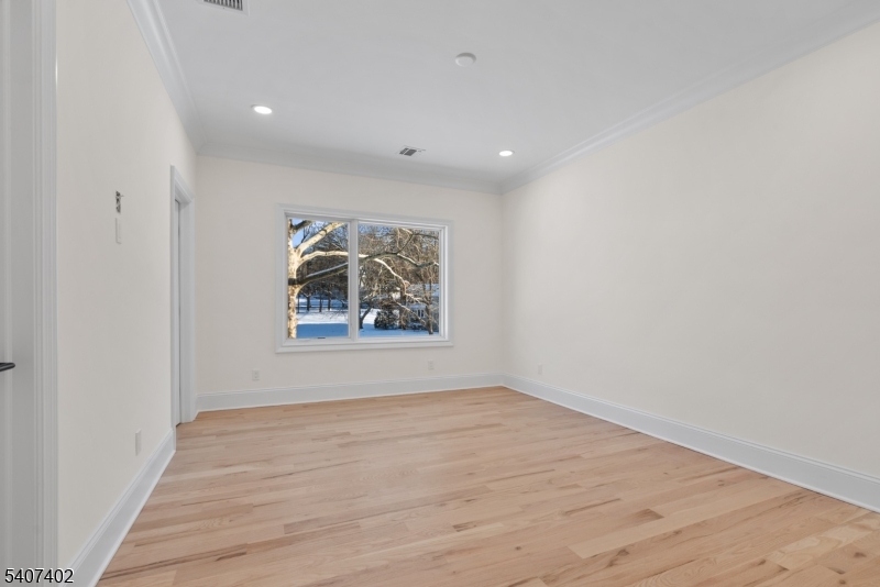 17 Penwood Road Livingston, NJ 07039 - Photo 30 of 34